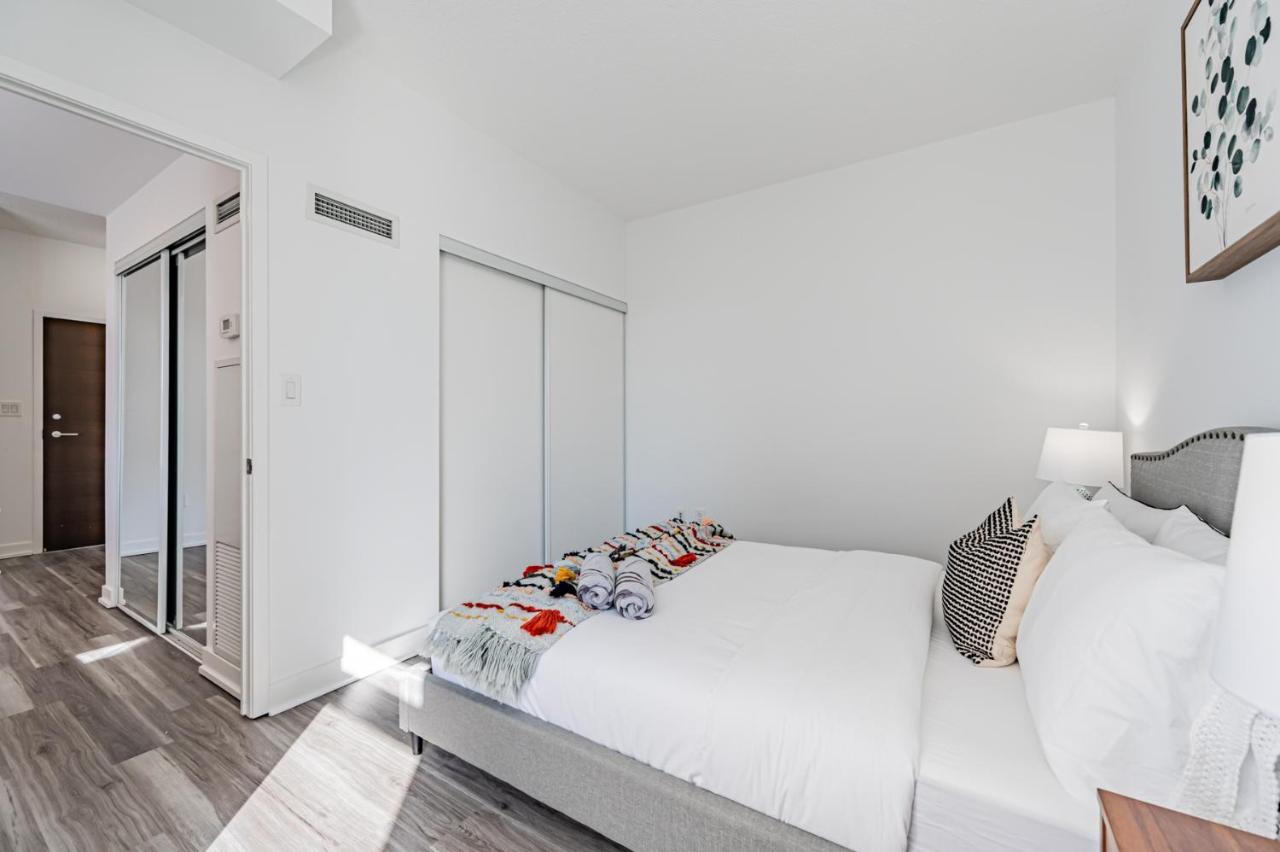 Leckie Luxurious Suites Toronto Kültér fotó