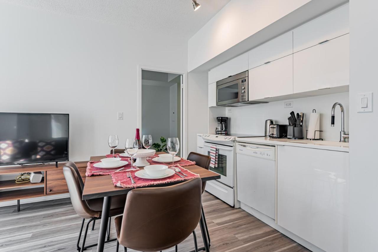 Leckie Luxurious Suites Toronto Kültér fotó
