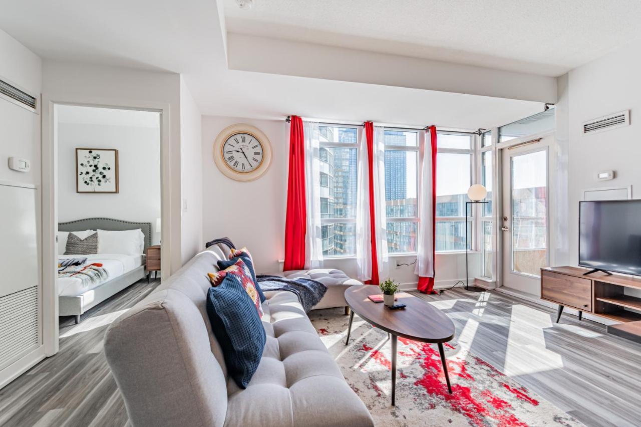 Leckie Luxurious Suites Toronto Kültér fotó