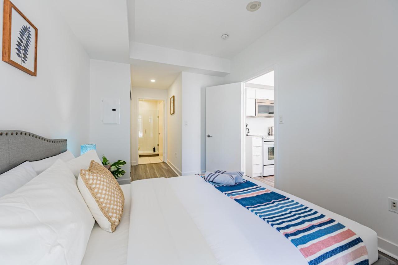 Leckie Luxurious Suites Toronto Kültér fotó